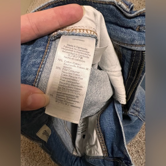 Madewell Distressed Straight Leg Blue Jeans - Picture 6 of 7